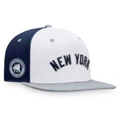 Men's New York Yankees Fanatics Branded White/Gray Iconic Color Blocked Snapback Hat